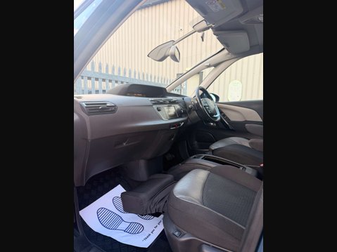 Citroen C4 Picasso 1.6 C4 Grand Picasso Exclusive+ e-HDi Semi-Auto 5dr 16