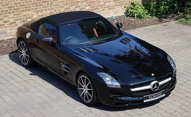Mercedes-Benz SLS AMG Roadster 21