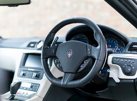 Maserati Grancabrio Sport 12