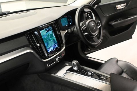 Volvo V60 2.0 V60 + B4 MHEV Auto 5dr 13