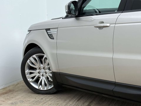 Land Rover Range Rover Sport 3.0 Range Rover Sport HSE SDV6 Auto 4WD 5dr 51