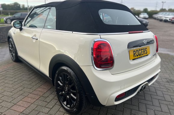 Mini Convertible COOPER S CLASSIC AUTO CONVERTIBLE 9