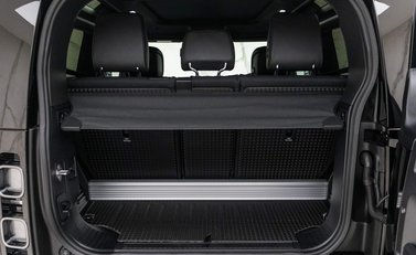 Land Rover Defender 3.0 D300 MHEV X Auto 4WD Euro 6 (s/s) 3dr 28