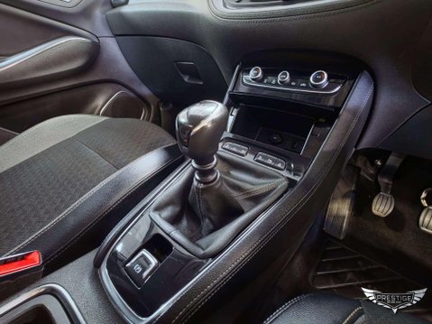 Vauxhall Grandland X 1.6 Turbo D BlueInjection Sport Nav Euro 6 (s/s) 5dr 32