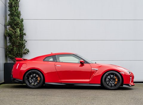 Nissan GT-R R35 TRACK EDITION 3