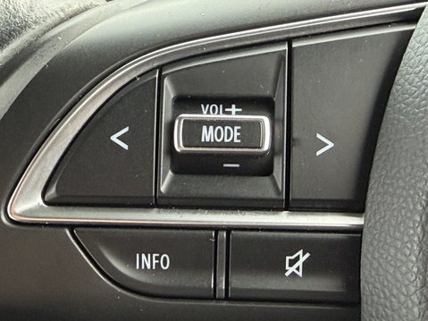 Suzuki Swift 1.2 Dualjet 83 12V Hybrid SZ-T 5dr Auto 30