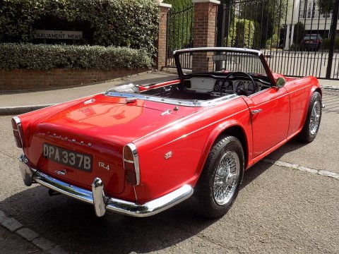 Triumph TR4 Sports 23