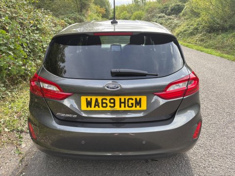 Ford Fiesta TITANIUM 8
