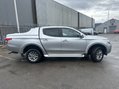Mitsubishi L200 DI-D 4WD TITAN DCB "0 OWNERS" 2
