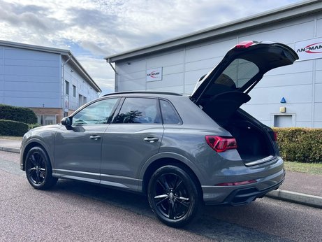 Audi Q3 1.5 TFSI CoD 35 S line S Tronic Euro 6 (s/s) 5dr 33