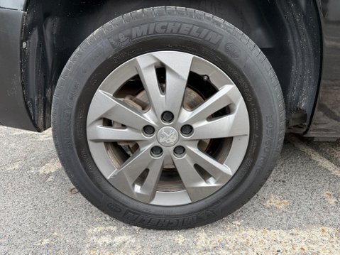 Peugeot Partner BLUEHDI PROFESSIONAL PREMIUM PLUS L1 11