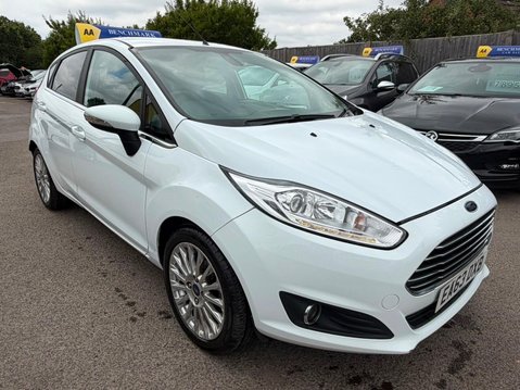Ford Fiesta 1.0T EcoBoost Titanium Euro 5 (s/s) 5dr 4