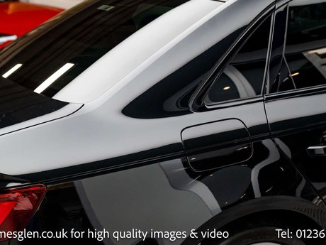 Audi A4 3.0 A4 Black Edition TDI Quattro Auto 4WD 4dr 30