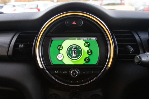 Mini Hatch COOPER CLASSIC 22