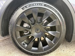 Tesla Model Y (Dual Motor) Long Range SUV 5dr Electric Auto 4WDE (384 bhp) 15