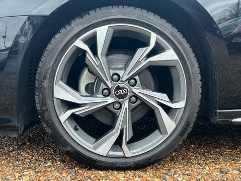 Audi A3 SPORTBACK TFSI S LINE MHEV 4
