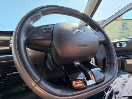 Citroen C4 Cactus PURETECH FLAIR 16