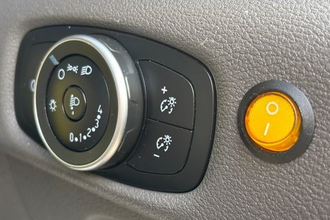 Ford Transit 350 Drw L3 130 ps Crew Cab Tipper - Tow Axle 34