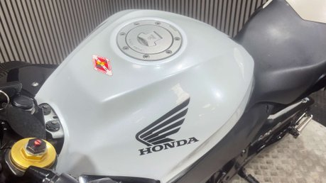 Honda CBR 2014 35K LONG MOT 600CC SPORTS BIKE SERVICED WARRANTY 20