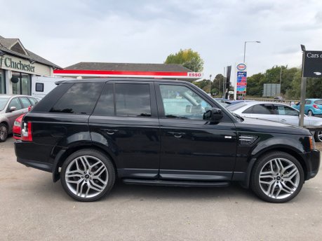 Land Rover Range Rover Sport 3.0 SDV6 HSE BLACK only 64000 miles with 9 Services. 3