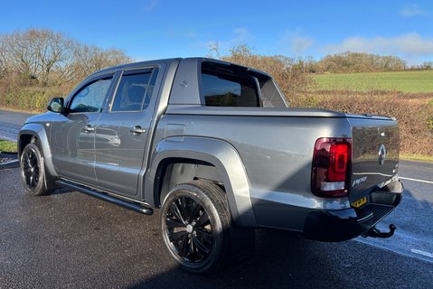 Volkswagen Amarok DC V6 258 ps Tdi Aventura Black Edition 4Motion 6