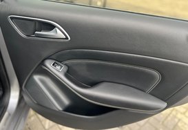 Mercedes-Benz B Class B180 1.8 CDI BLUEEFFICIENCY SPORT AUTO 23