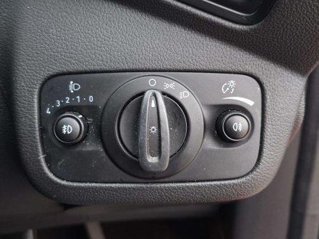 Ford Kuga 2.0 TDCi Zetec SUV 5dr Diesel Powershift AWD Euro 6 (s/s) (150 ps) 27