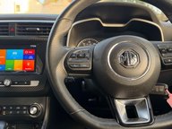 MG ZS EXCLUSIVE 10