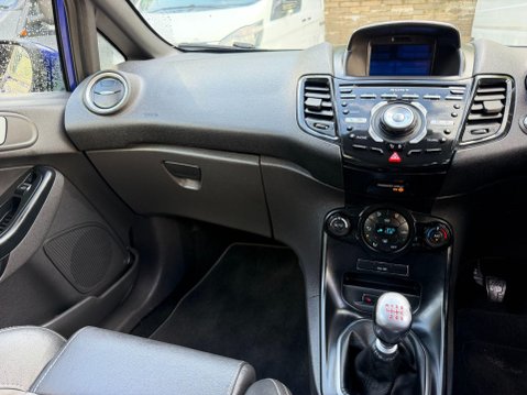 Ford Fiesta 1.6T EcoBoost ST-3 Hatchback 3dr Petrol Manual Euro 5 (s/s) (182 ps) 21