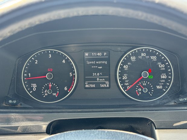 Volkswagen Transporter Crew Cab [SOLD KH] AUTO SWB L1H1 T32 Sportline Air Con Alloys Sensors EURO 24