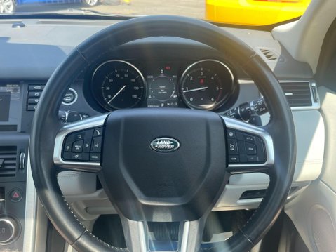 Land Rover Discovery Sport 2.0 TD4 HSE Auto 4WD Euro 6 (s/s) 5dr 30
