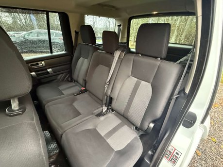 Land Rover Discovery 3.0 Discovery SE SDV6 Auto 4WD 5dr 38