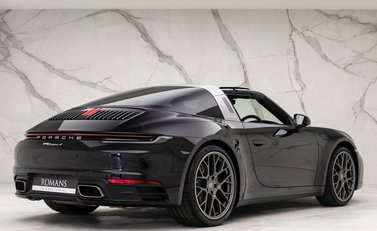 Porsche 911 (992) Targa 4 9