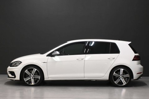 Volkswagen Golf 2.0 Golf R TSi 4WD 5dr 39