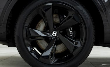 Bentley Bentayga V8 8