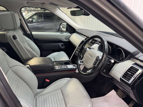 Land Rover Discovery 3.0 Discovery Luxury HSE TD6 Auto 4WD 5dr 44