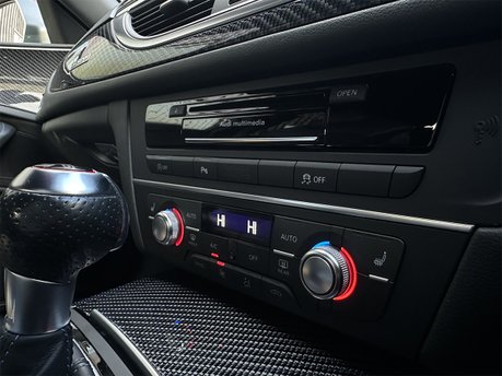 Audi A6 RS6 PLUS AVANT TFSI QUATTRO 73