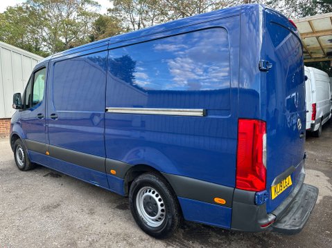 Mercedes-Benz Sprinter 2.1 316 CDI RWD L2 H2 Euro 6 5dr 8
