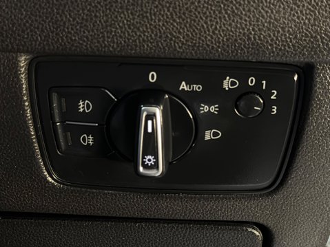 Volkswagen Passat GT TDI BLUEMOTION TECHNOLOGY 24