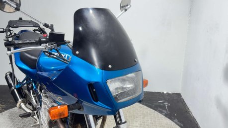 Suzuki Bandit 600 GSF 1998 27K VERY CLEAN MK1 NEW MOT ICONIC CLASSIC 600CC A2 27