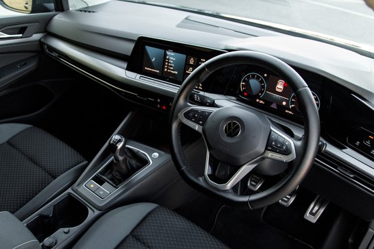 Volkswagen Golf ACTIVE TSI