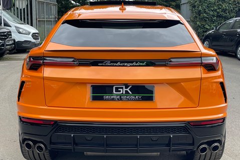 Lamborghini Urus V8 - ORANGE -AKRAPOVIC EXHAUST -PAN ROOF -B&O-MASSAGE SEATS-BLIND SPOT -ACC 11