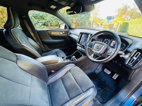 Volvo XC40 2.0 D3 R-Design SUV 5dr Diesel Auto Euro 6 (s/s) (150 ps) 14