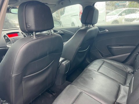 Vauxhall Astra 1.6 16v Elite Auto Euro 5 5dr 24