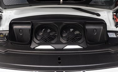 Porsche 911 (991.2) GT3 26