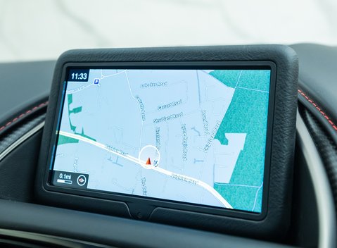 Aston Martin DBS Superleggera 21