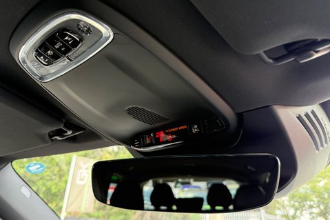 Volvo XC90 RECHARGE T8 R-DESIGN AWD -  PLUG IN HYBRID - CARPLAY -ADAPTIVE CRUISE 50