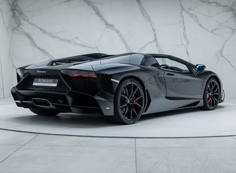 Lamborghini Aventador LP 720-4 50th Anniversary Roadster 8