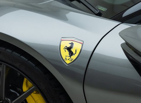 Ferrari SF90 Stradale ASSETTO FIORANO 35