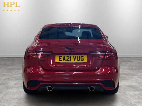 Jaguar XE 2.0 P250i R-Dynamic Black Saloon 4dr Petrol Auto Euro 6 (s/s) (250 ps) 6